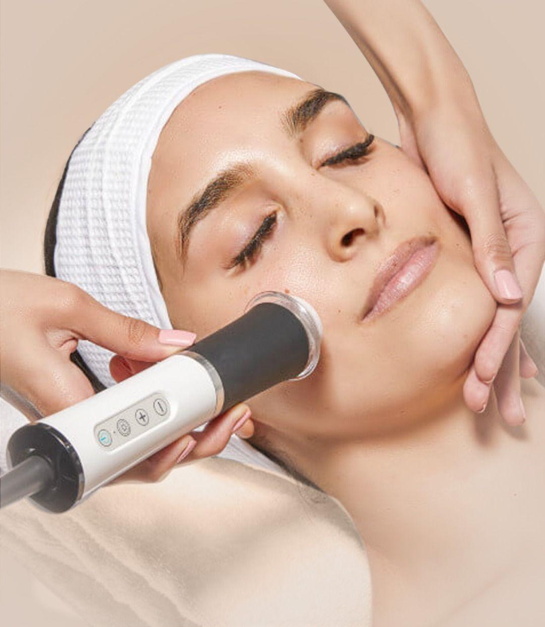 Oxygeneo Facial